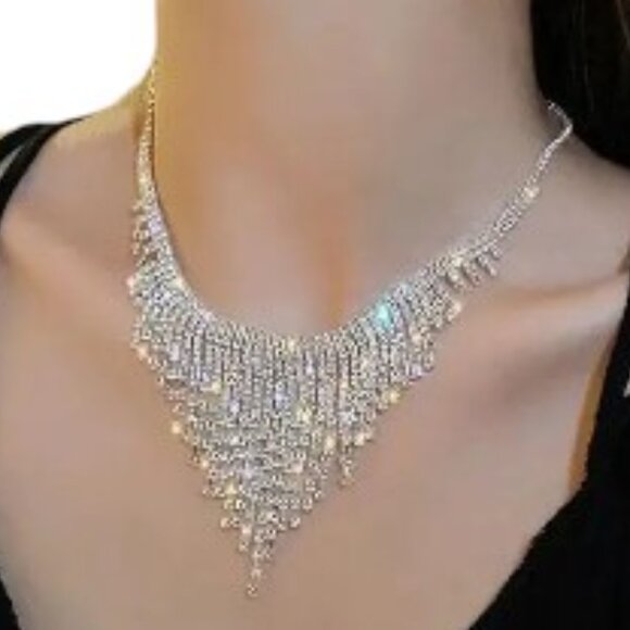 Luxury Rhinestone Statement Necklace, Blingbling Style, Fashion Personality - Picture 4 of 5